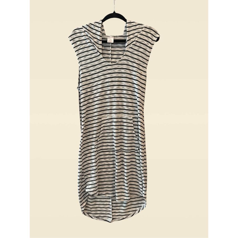 5 for $45/ Merona Black and White Striped Hooded Cover-Up